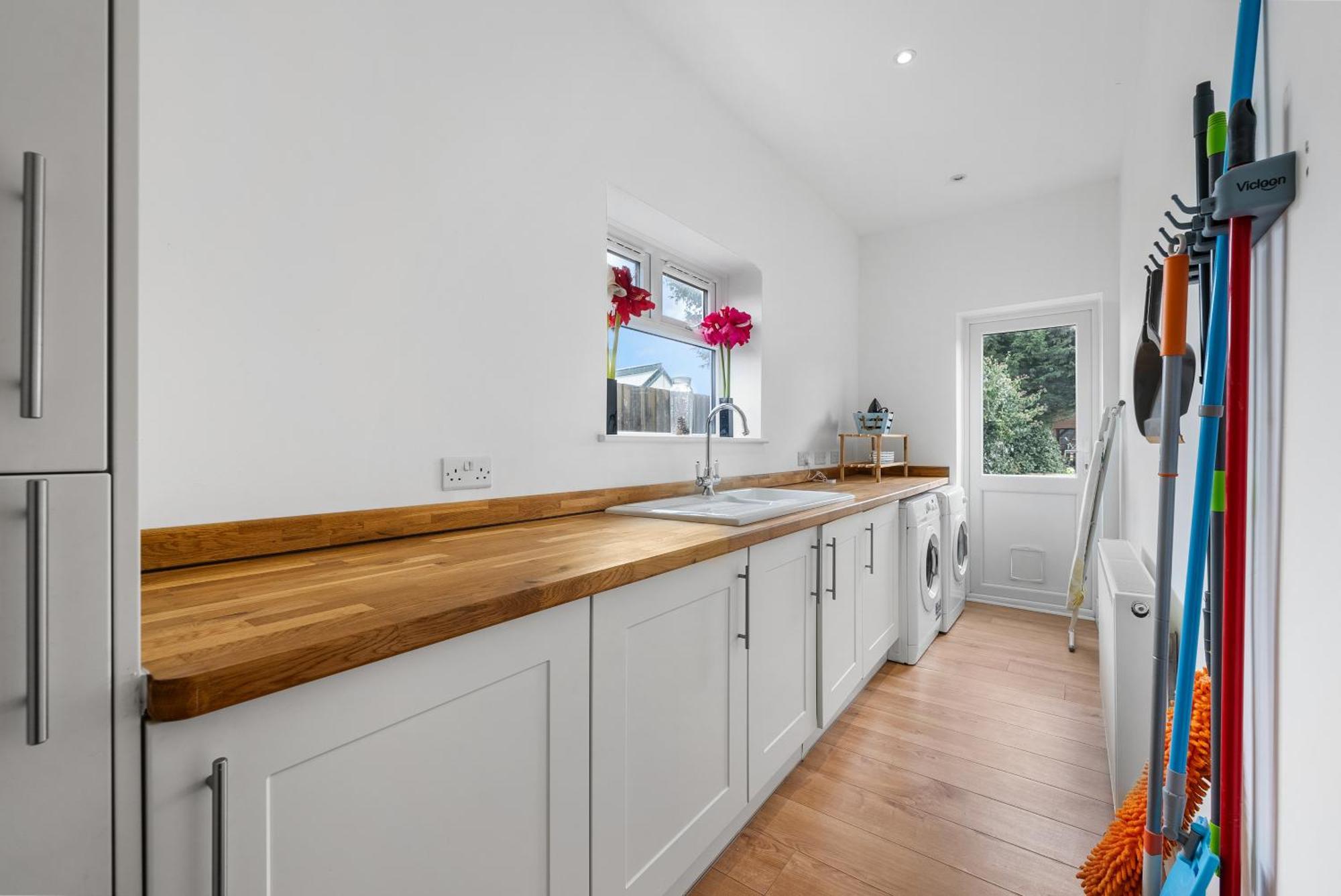 Long Term And Summer Special Offer! 5-Bedroom Spacious, Stunning Design, Sociable Areas & Cosy House Near South Downs Park, Sleeps 11 With Games Room, Private Parking And Garden- By Blue Puffin Stays Waterlooville Exteriör bild